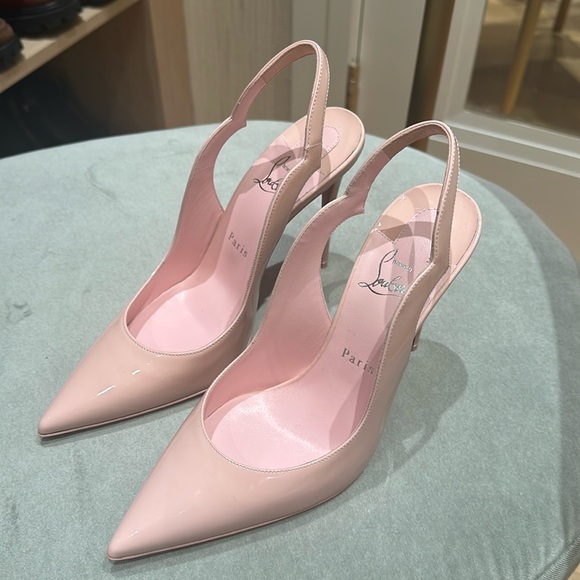 Never worn size was wrong - Picture 1 of 4